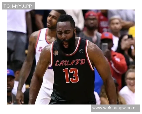 哈登深情告白称与女友一见钟情不断联系坦言已深深爱上